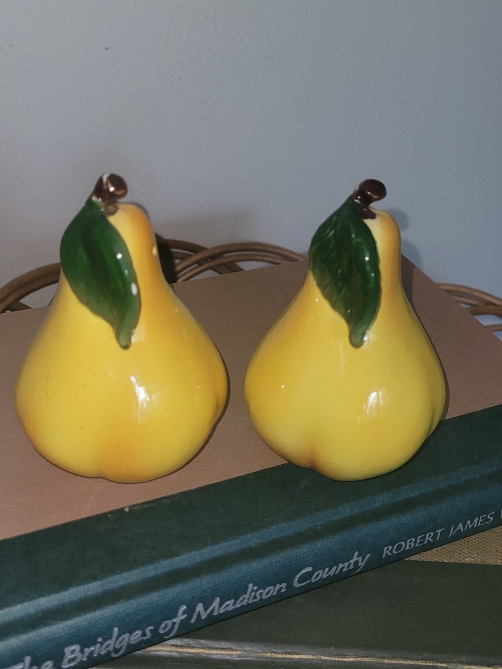Vintage Holt Howard Pear Salt and Pepper Shaker with Green Leaves - Home Accents
